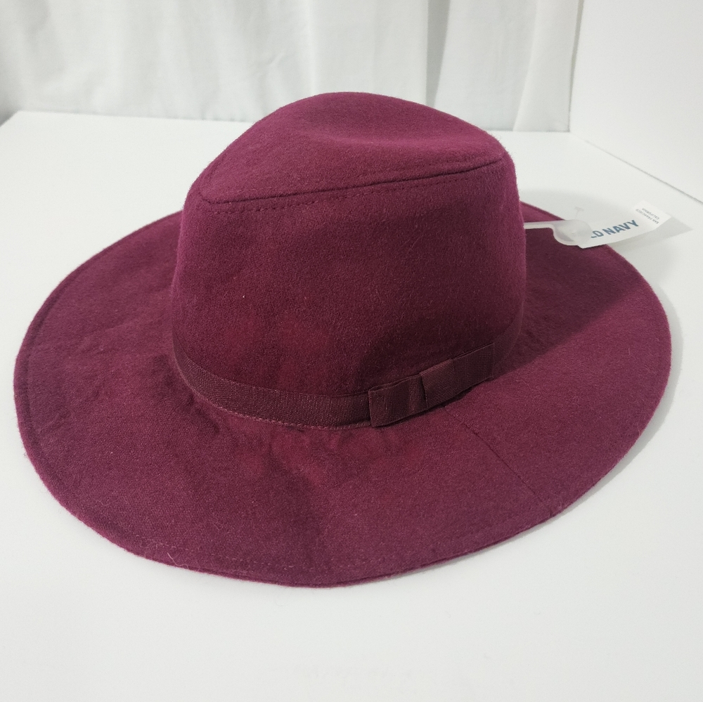 Old Navy Hat